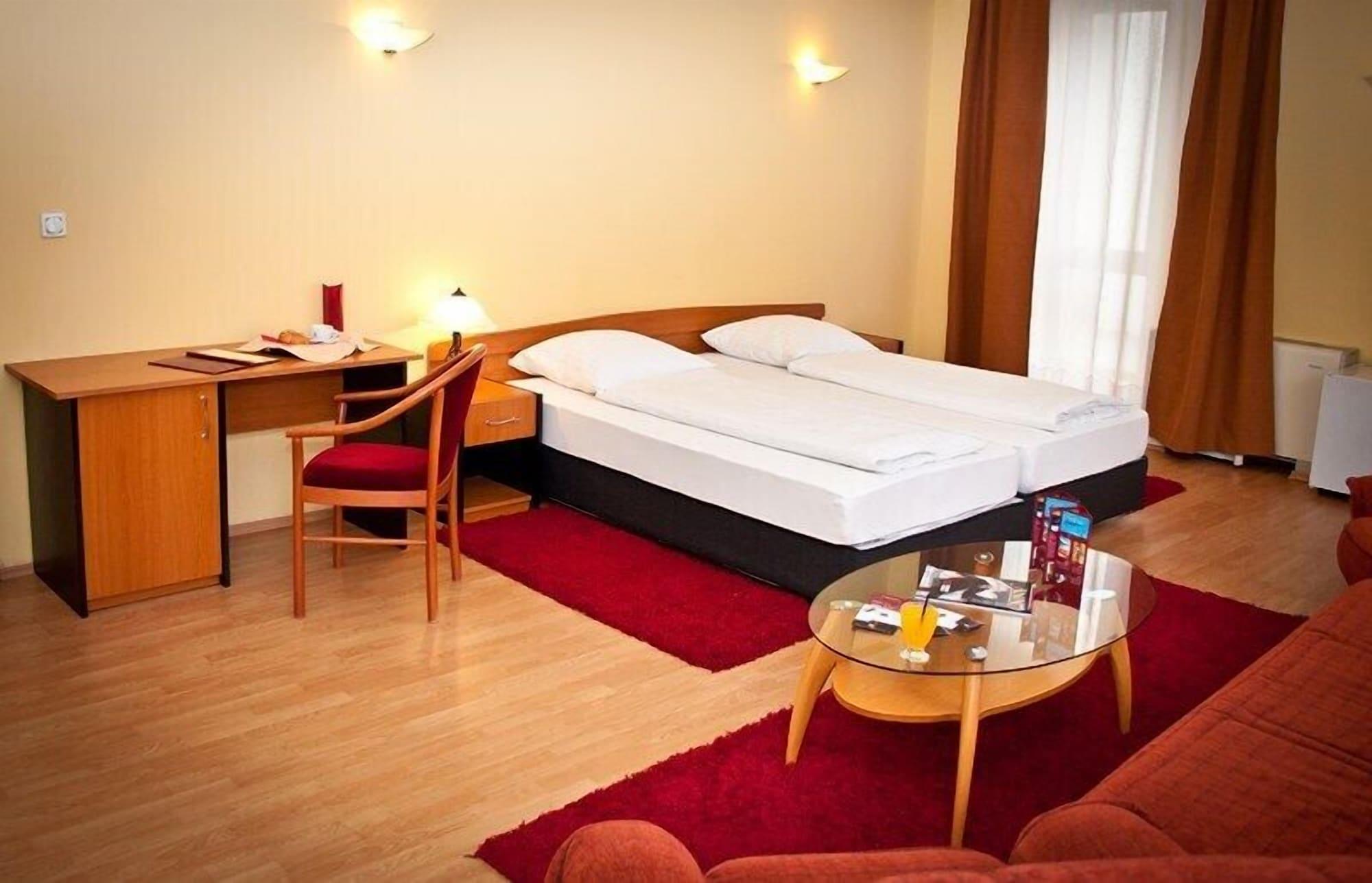 Hotel Perla Timişoara Eksteriør bilde