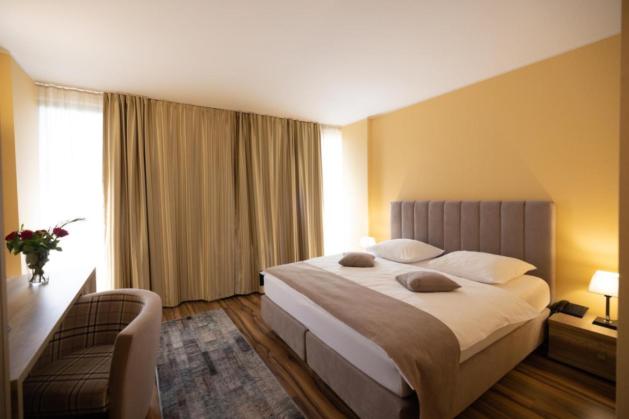 Hotel Perla Timişoara Eksteriør bilde