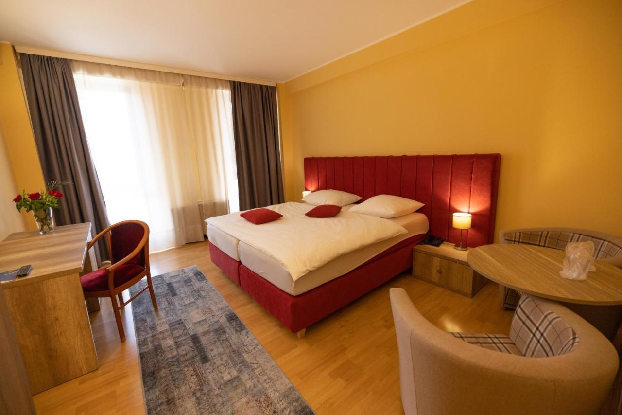Hotel Perla Timişoara Eksteriør bilde