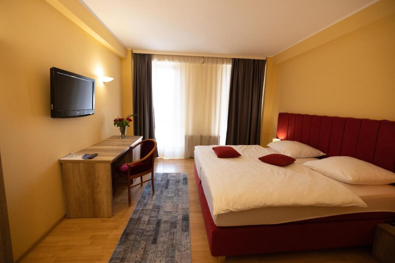 Hotel Perla Timişoara Eksteriør bilde