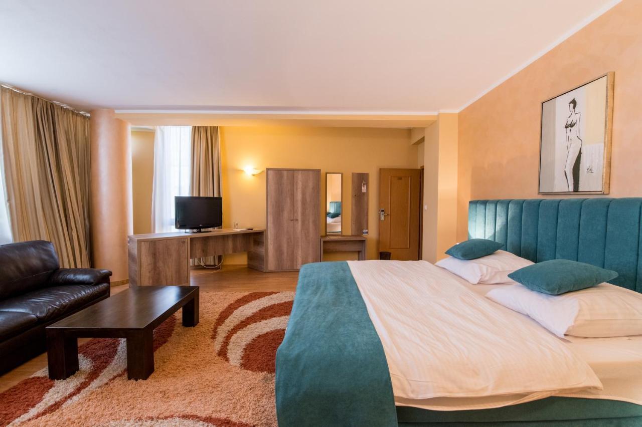 Hotel Perla Timişoara Eksteriør bilde
